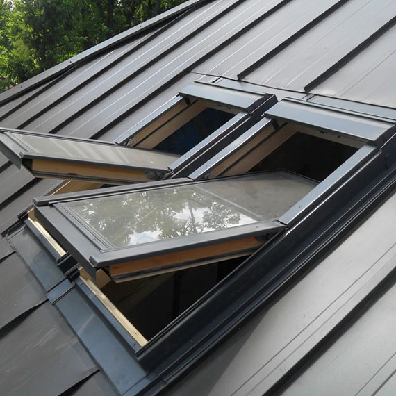 Установка мансардных окон в Осе и Пермском крае